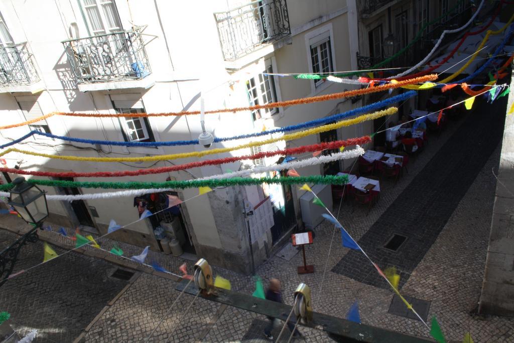 Bairro Alto Window - Cozy Spot In A Buzzing Locale Appartement Lissabon Buitenkant foto